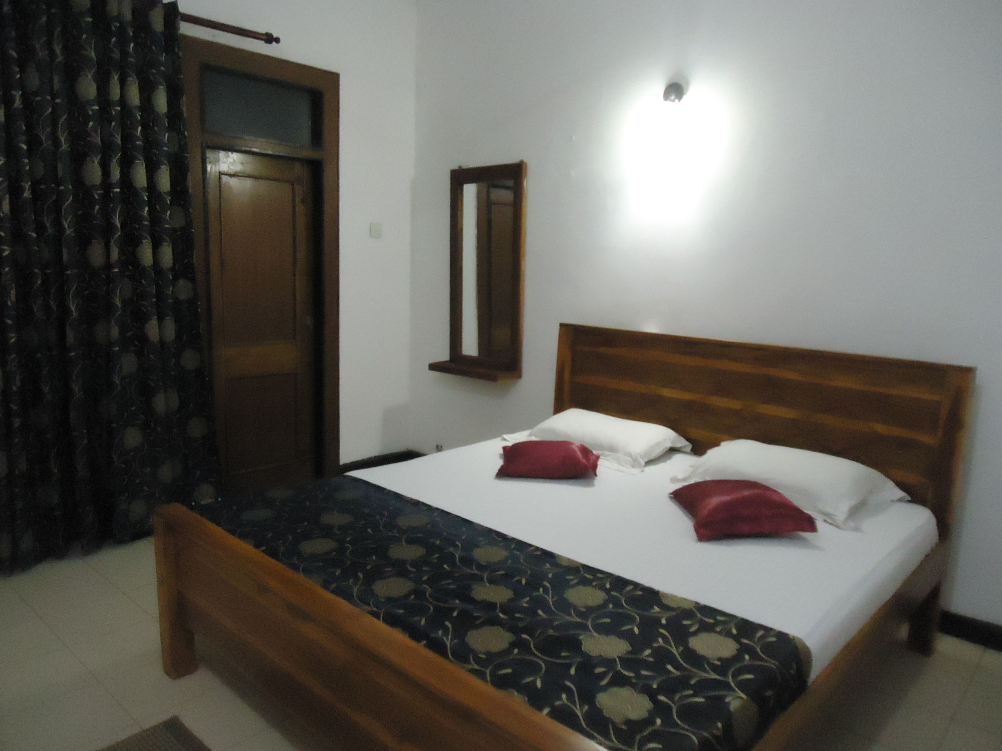 Фото Flower Seven Hotel