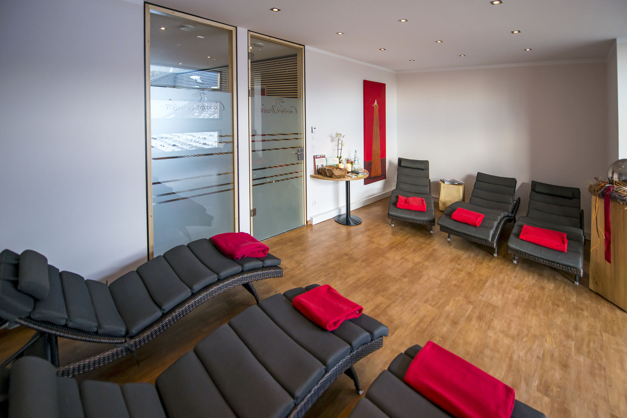 Фото Landidyll Hotel Gasthof zum Freden