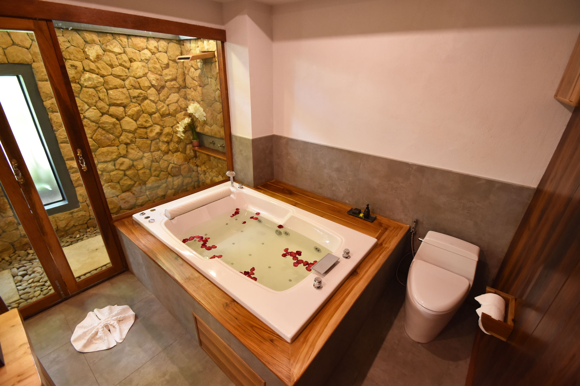 Фото The Nine Thipthara Klongson Resort