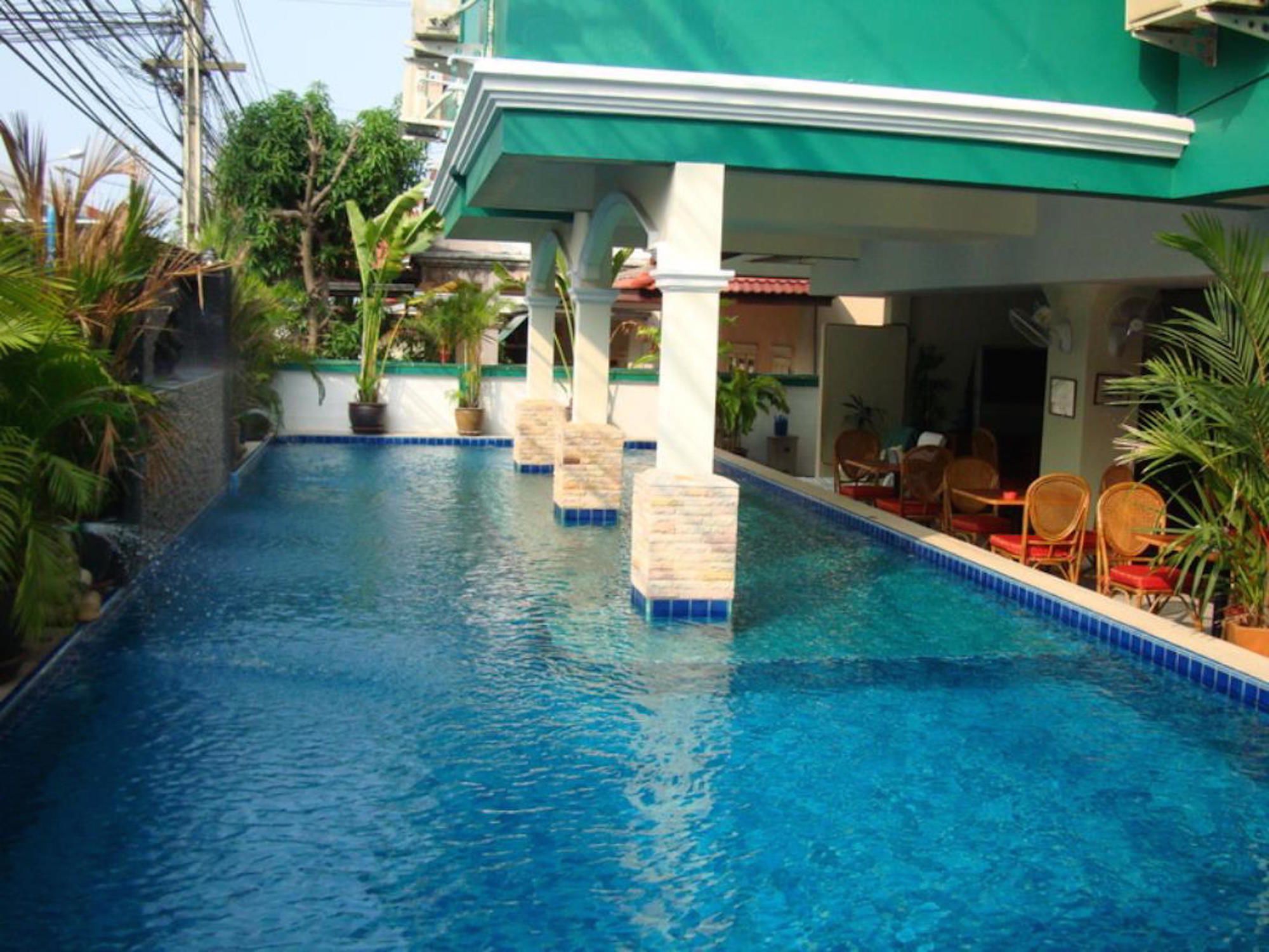 Фото The Caddy Shack