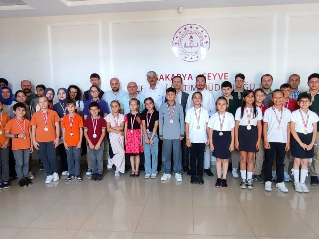 Primary school Ali Fuat Pasha Primary School, Geyve, photo