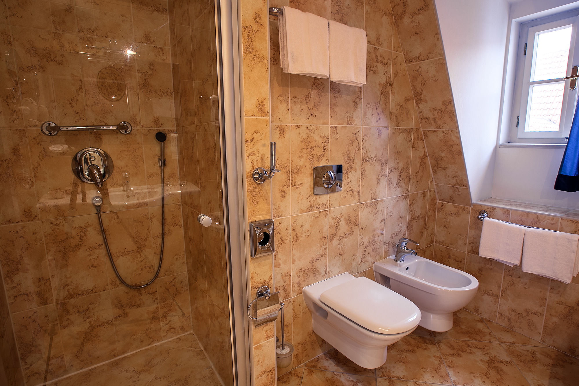 Фото Tyn Yard Residence