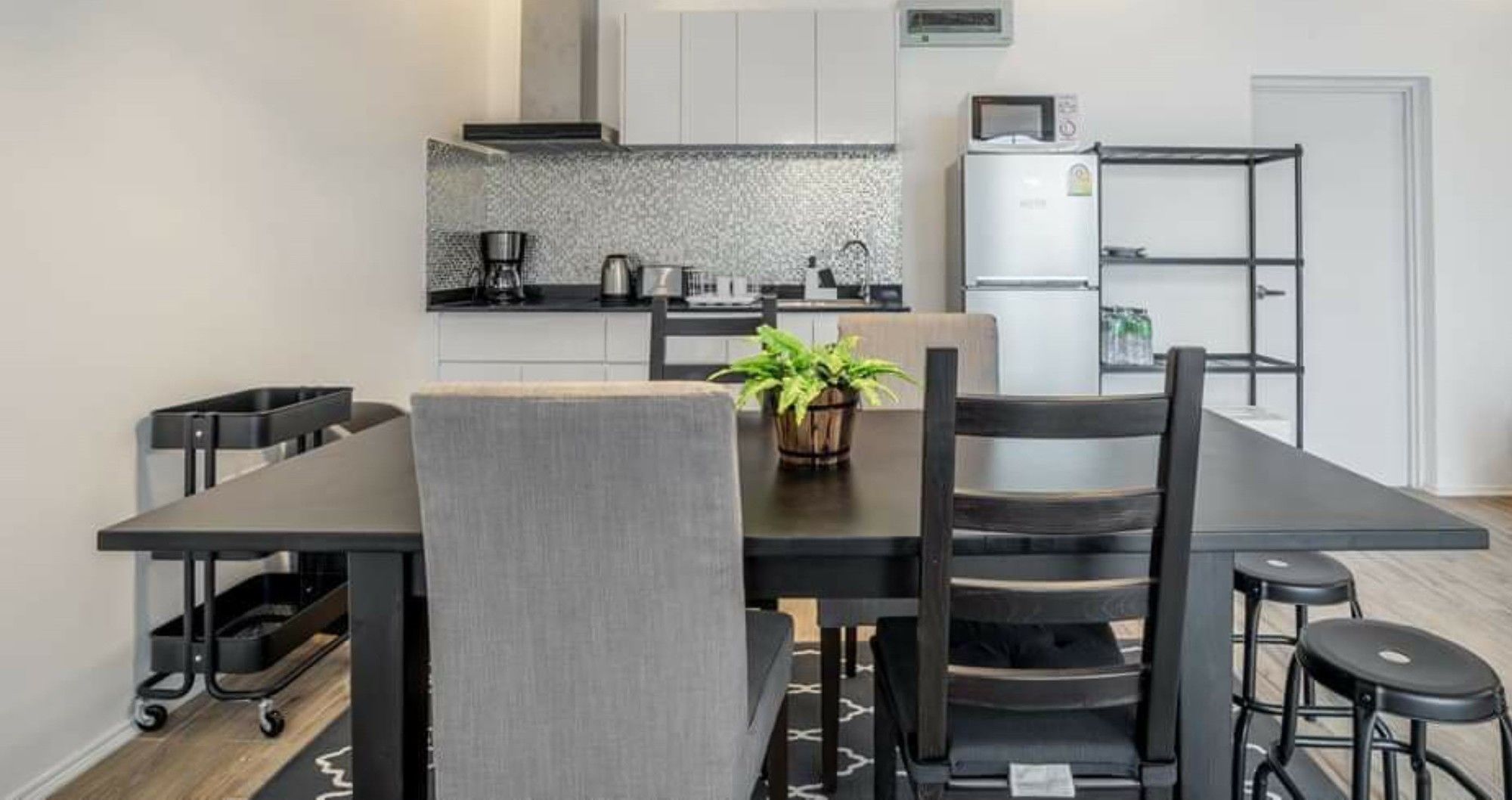 Фото J Pool Villa Huahin