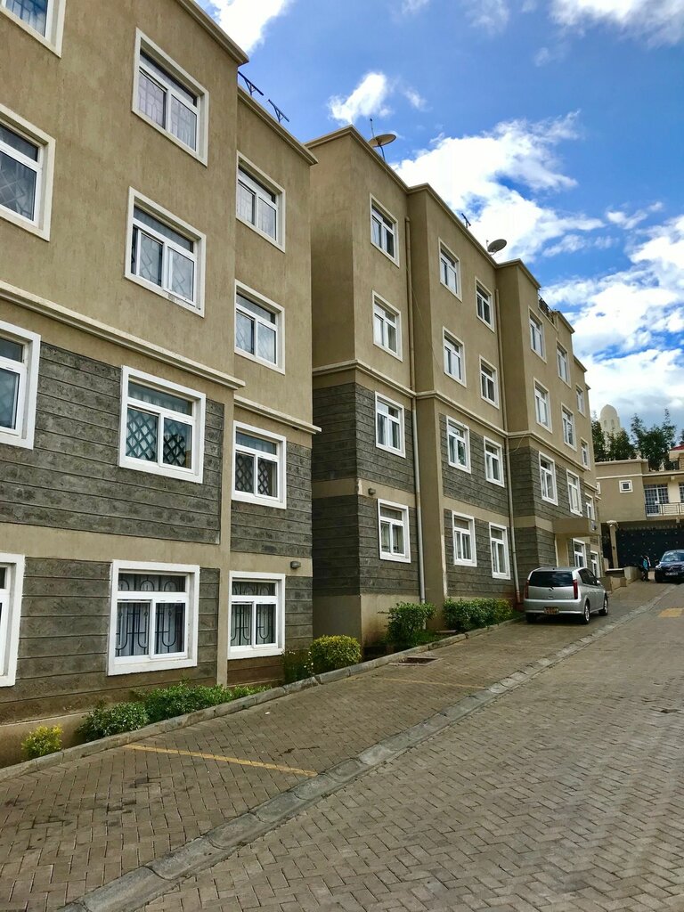 Hotel Milimani Executive Suites with Pool, Nakuru, photo