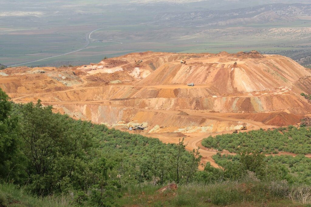 Natural resource extraction Fe-Ni Madencilik, Ankara, photo
