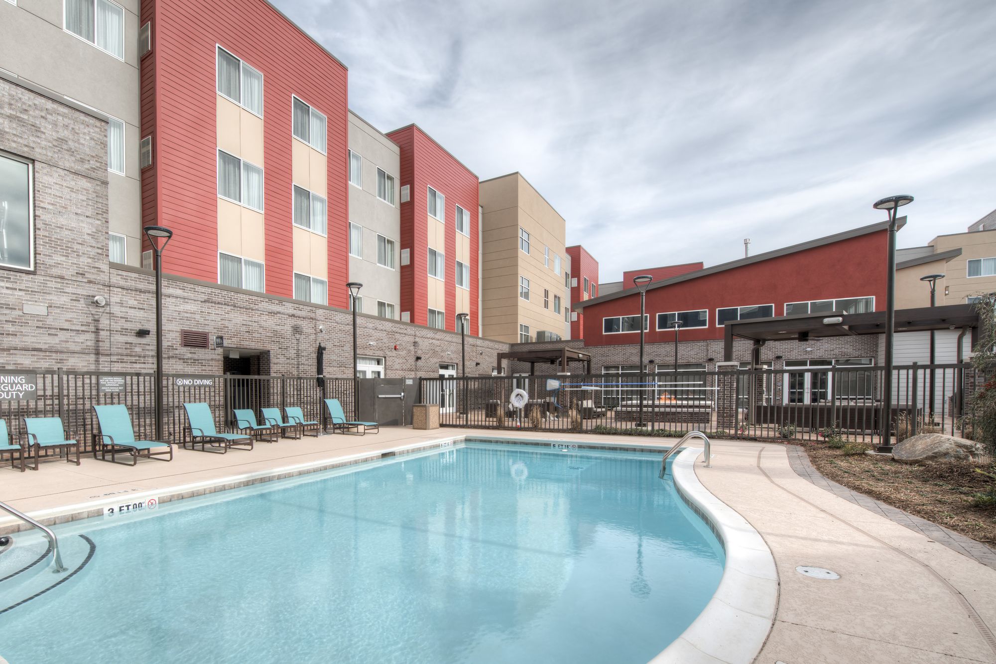Фото Residence Inn by Marriott Charlotte Airport