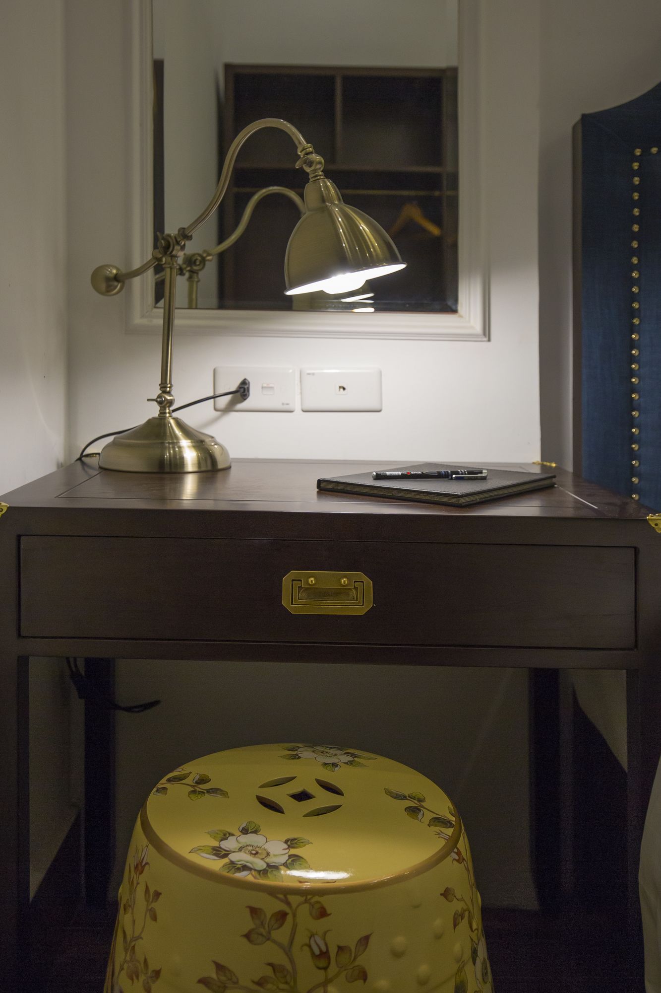 Фото Golden Rooster Hotel