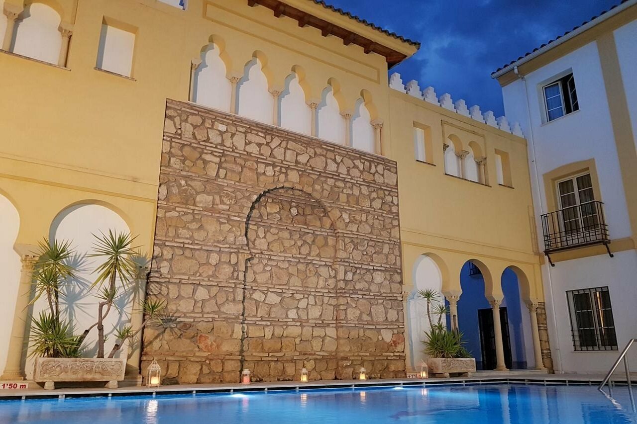 Фото Hotel Macià Alfaros