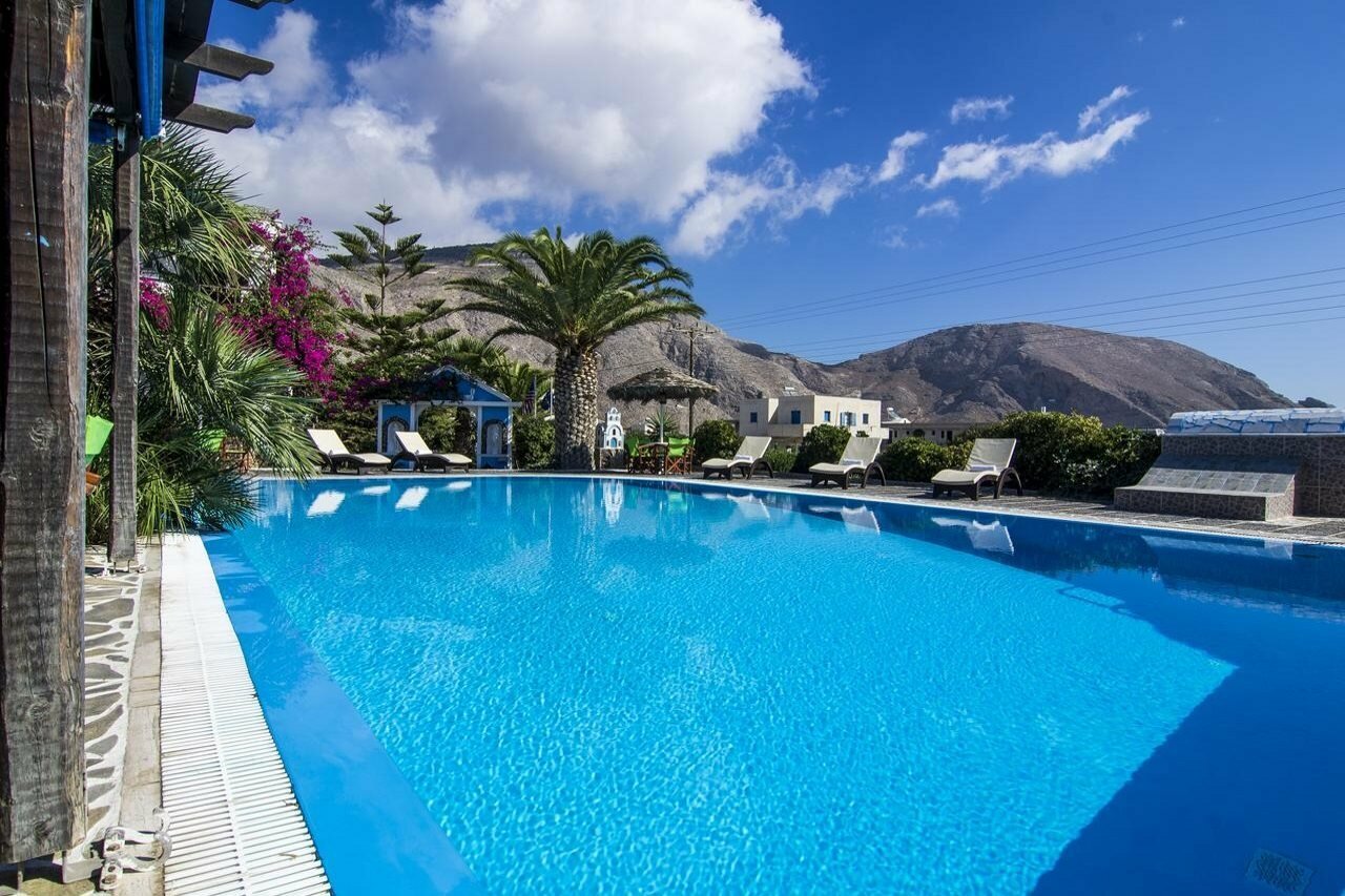 Фото Holiday Beach Resort