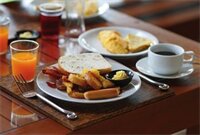 Фото Oxford Suites Silverdale