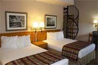 Фото RiverTree Inn & Suites