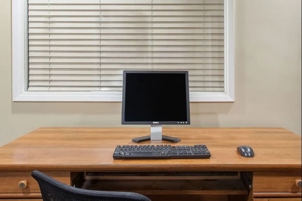 Фото Ramada by Wyndham Fresno North