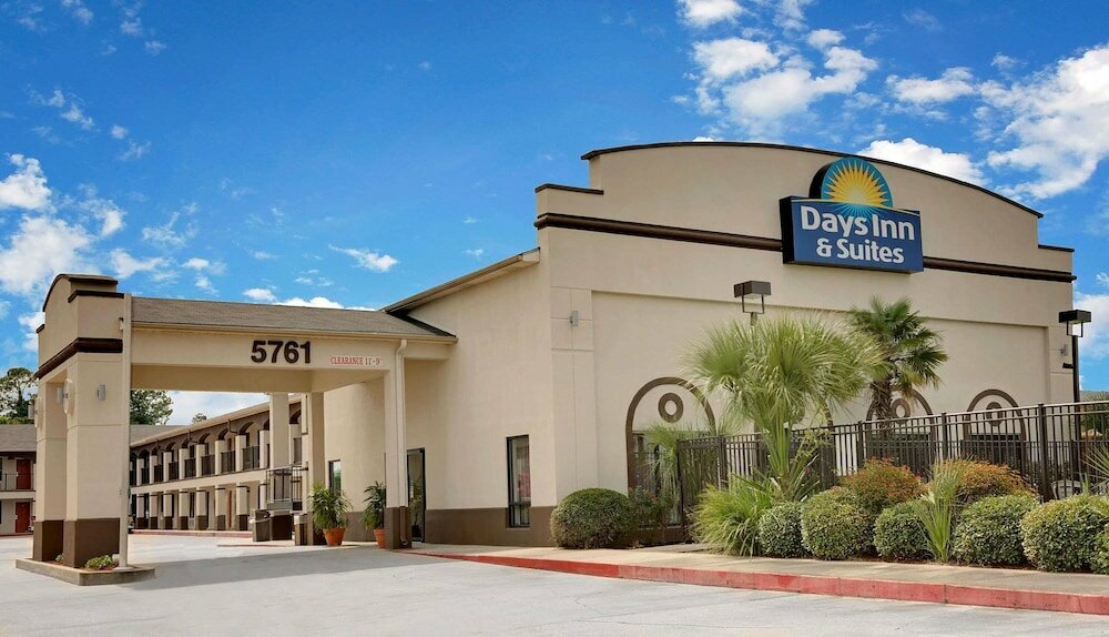 Hotel Days Inn & Suites by Wyndham Opelousas, State of Louisiana, photo