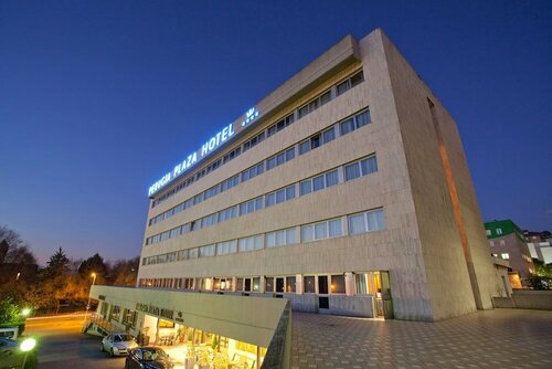 Гостиница Hotel Perugia Plaza в Перудже