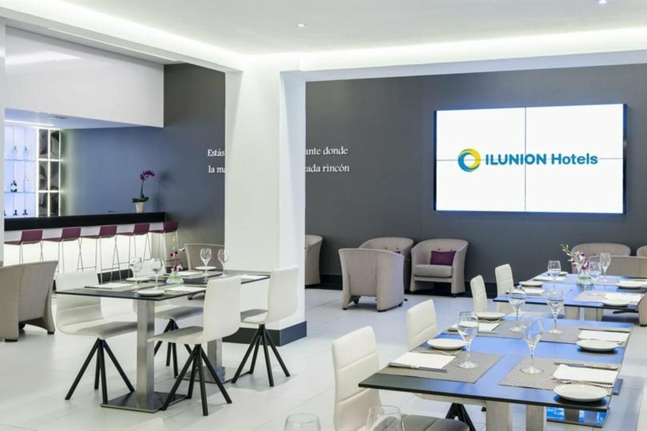 Фото Hotel Ilunion Suites Madrid
