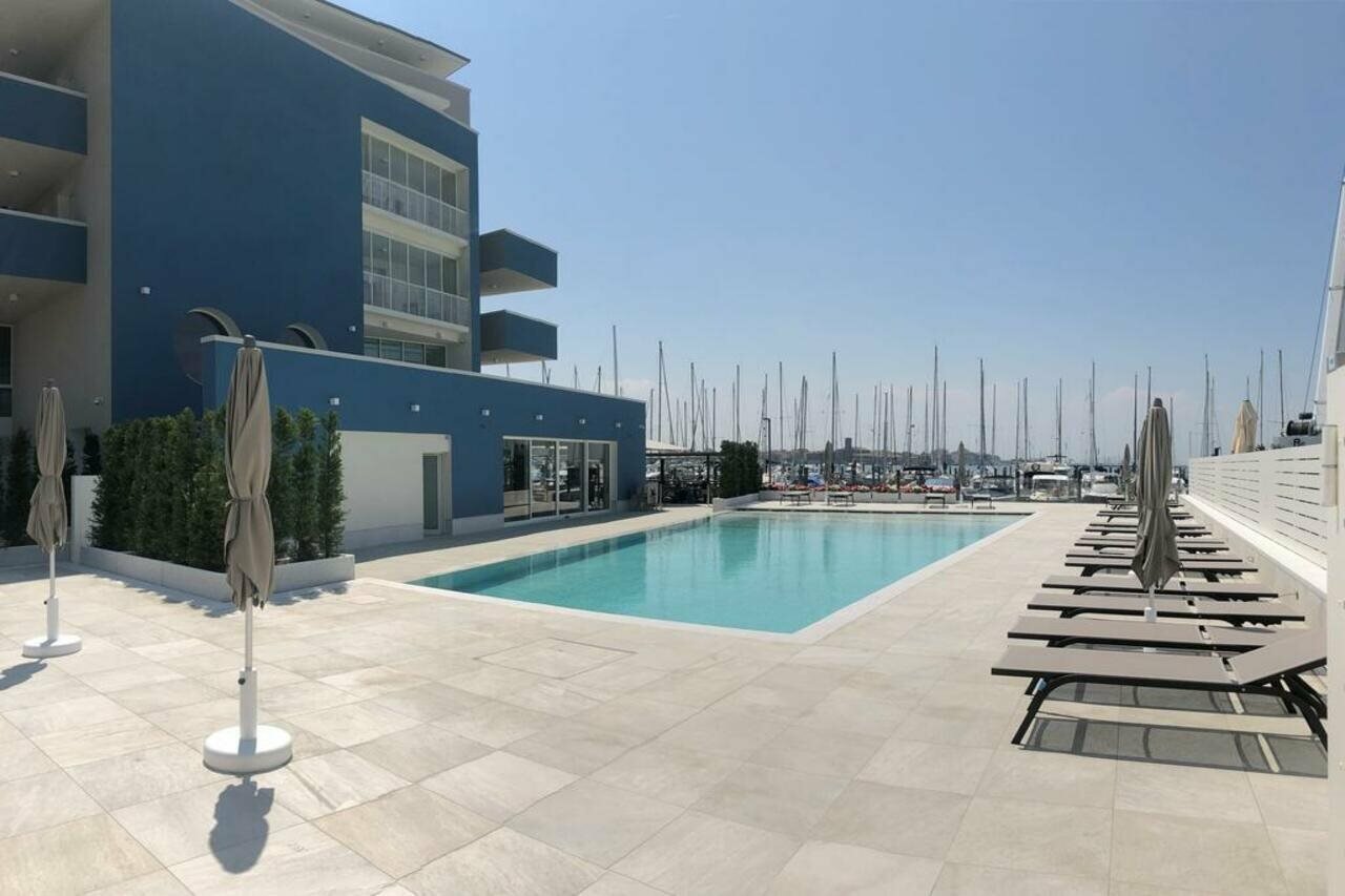 Фото Mosella Suite Hotel