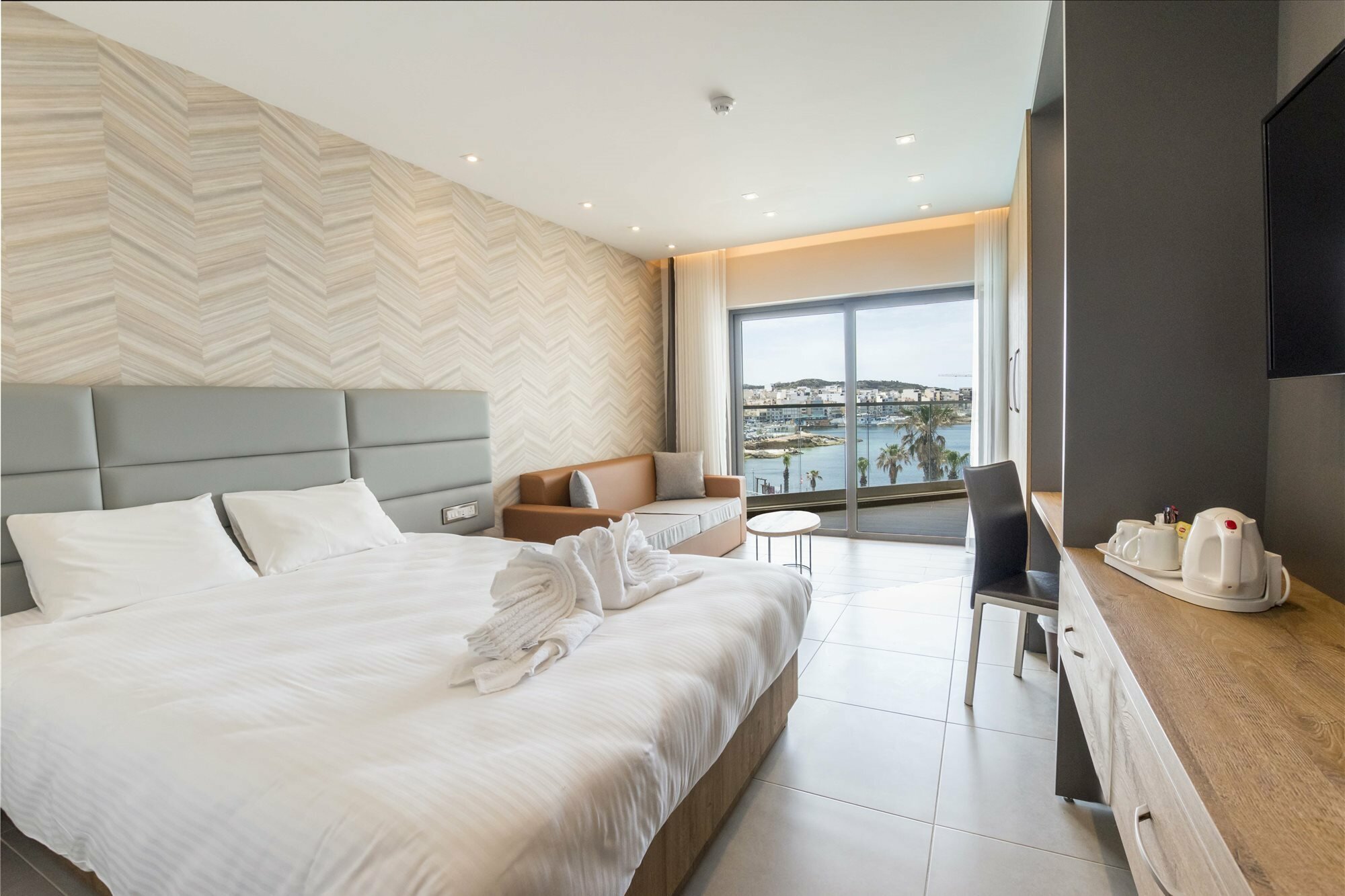 Фото DoubleTree by Hilton Malta