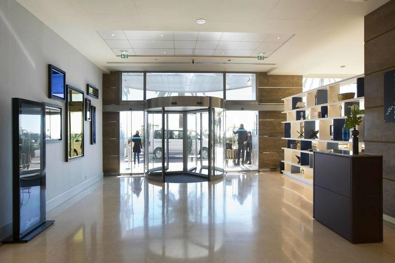 Фото Radisson Blu Hotel Nice