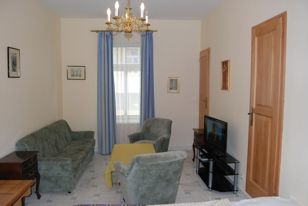 Фото Continental Hotel-Pension