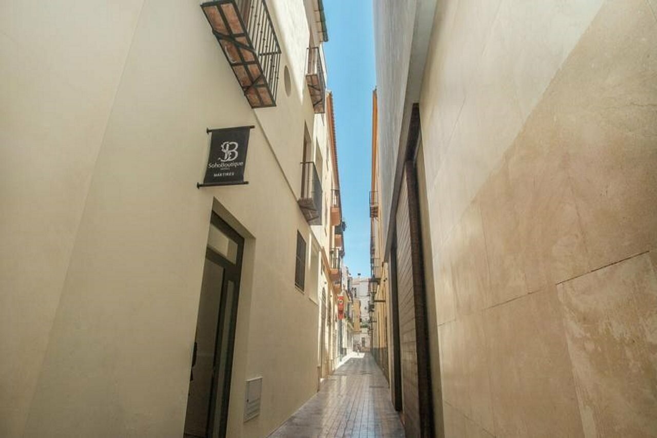 Фото Feelathome Mártires Apartments