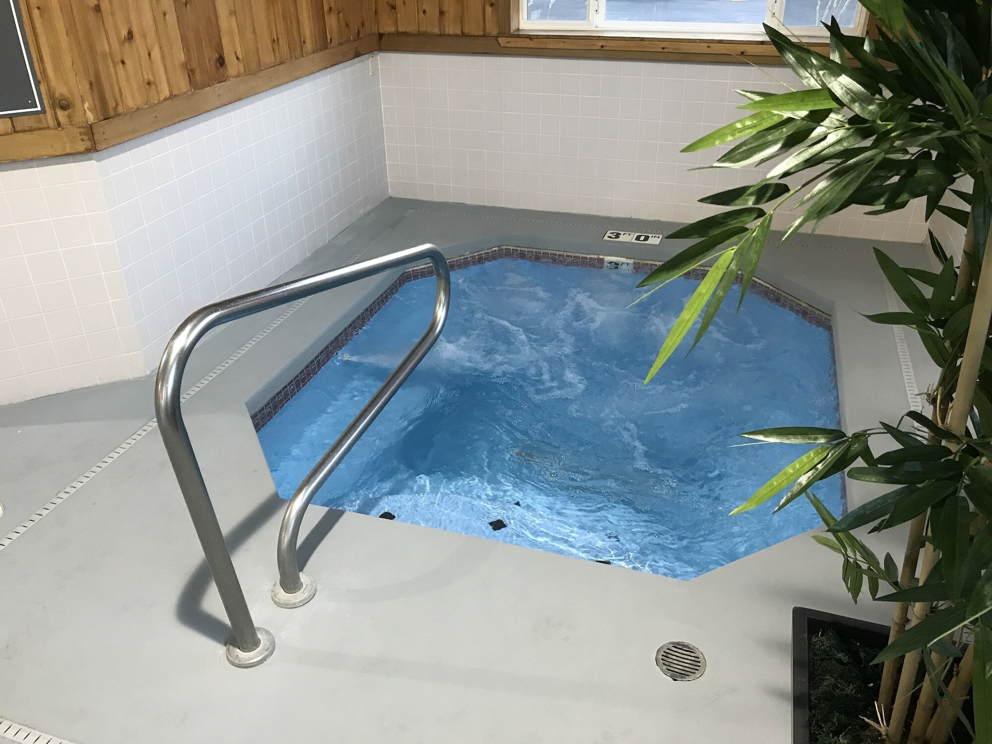 Фото Best Western McMinnville Inn