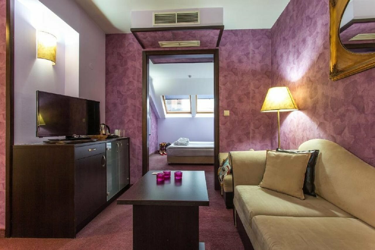 Фото Art Plaza Hotel