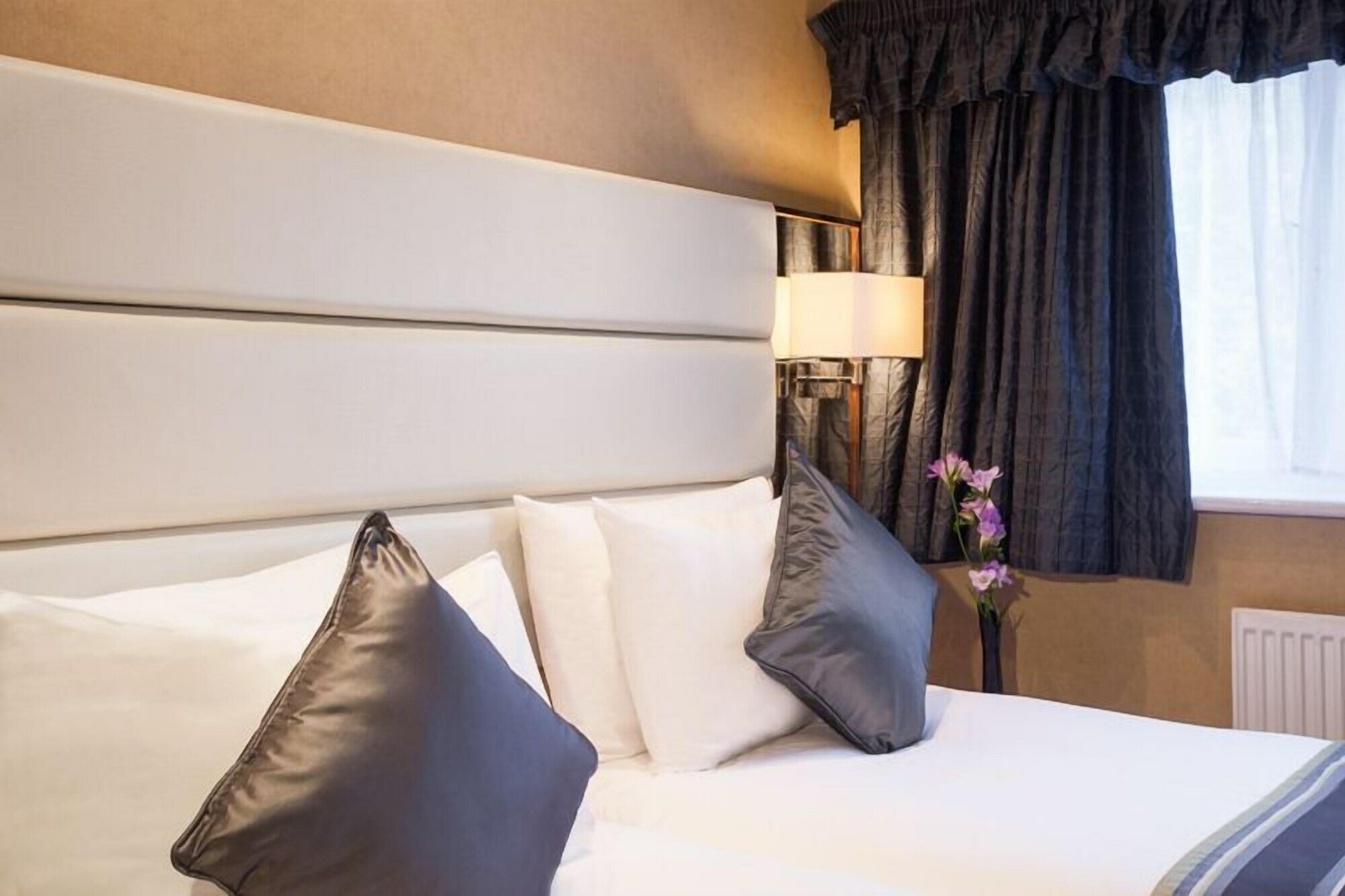 Фото Grand Royale London Hyde Park