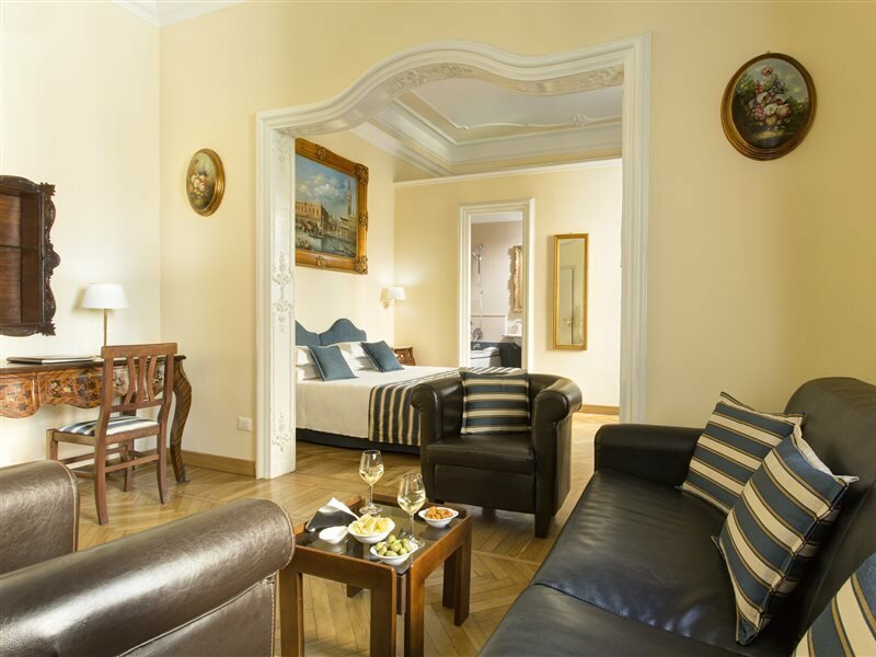 Фото Golden Tulip Rome Piram