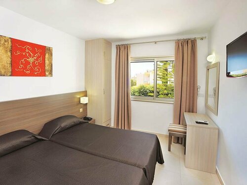 Гостиница Petrosana Hotel Apts в Айя-Напе