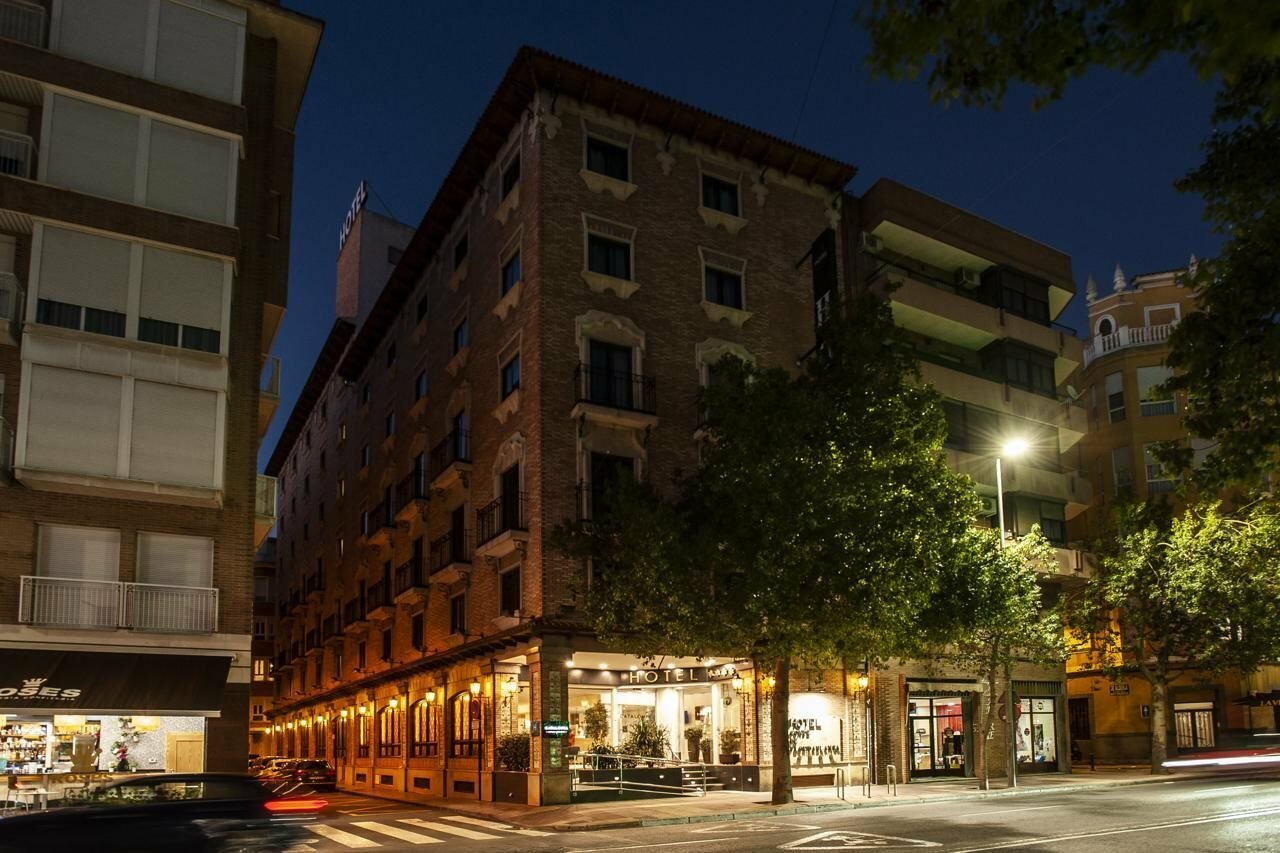 Фото Catalonia Conde de Floridablanca