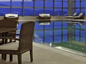 Гостиница The Westin Nanjing Xuanwu Lake
