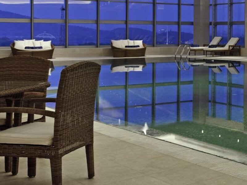 Фото The Westin Nanjing Xuanwu Lake