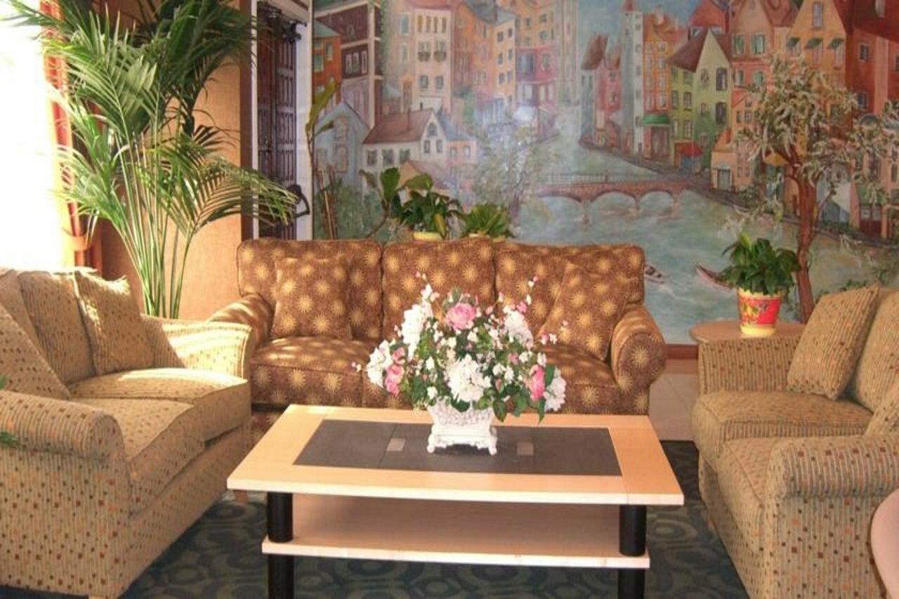 Фото Best Western Plus South Bay Hotel