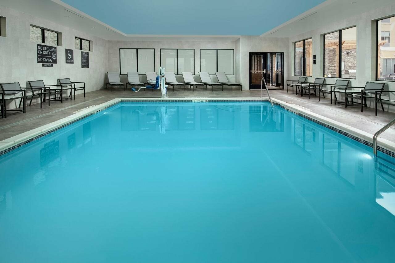 Фото Tru by Hilton Denver Airport Tower Road