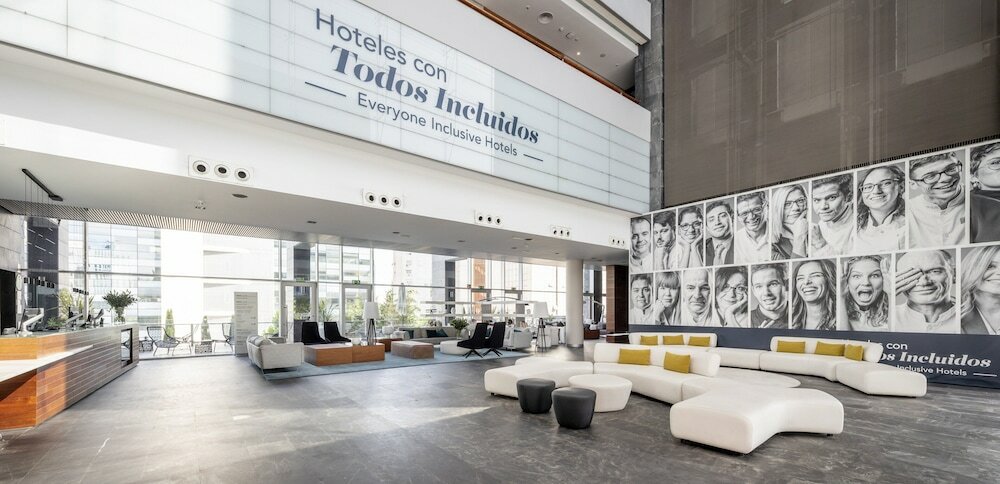 Фото Hotel Ilunion Atrium