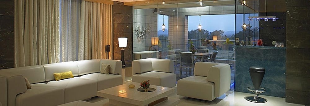 Фото Royal Orchid Central Kireeti Hampi