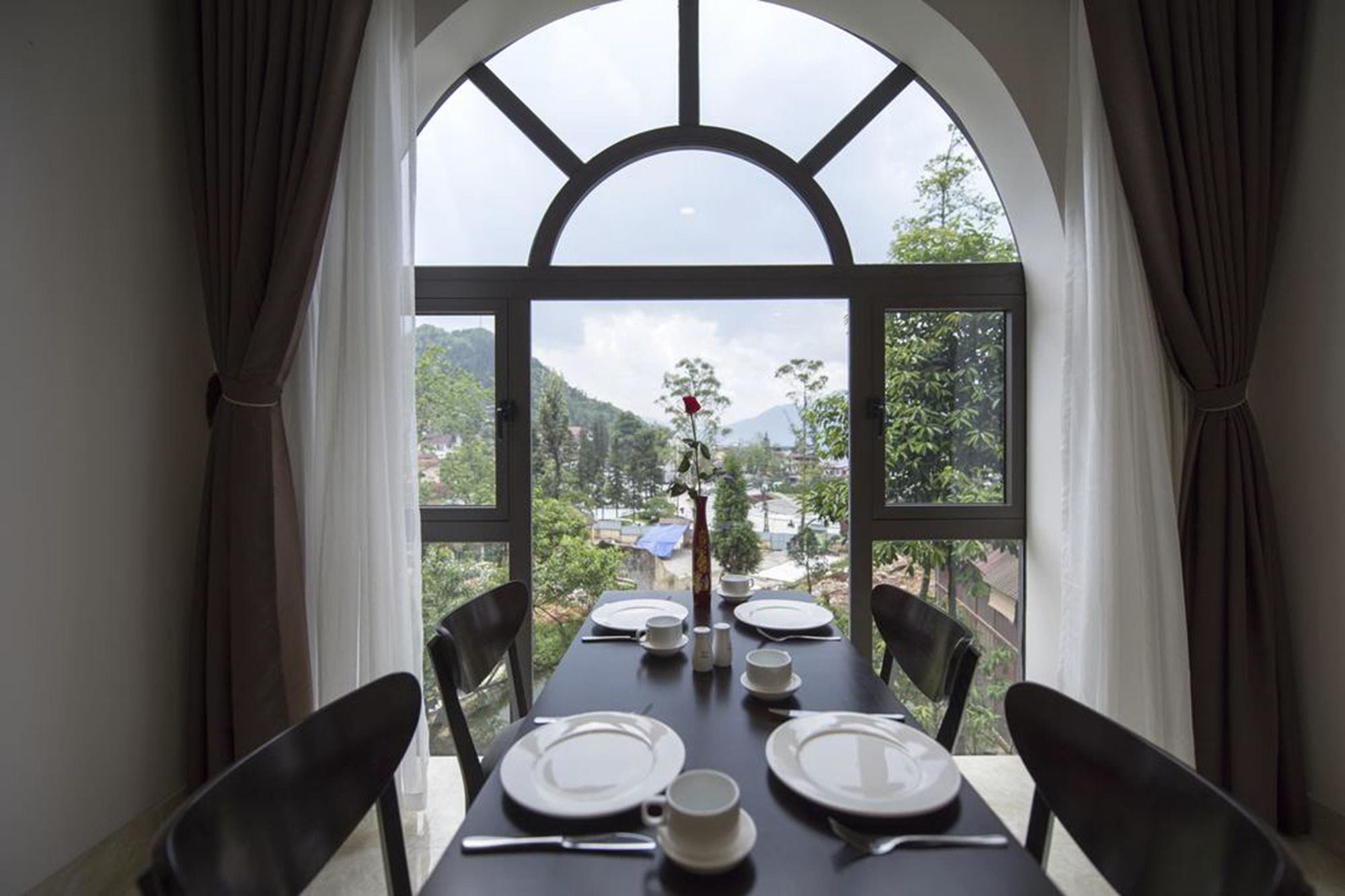 Фото Sapa Wings Hotel