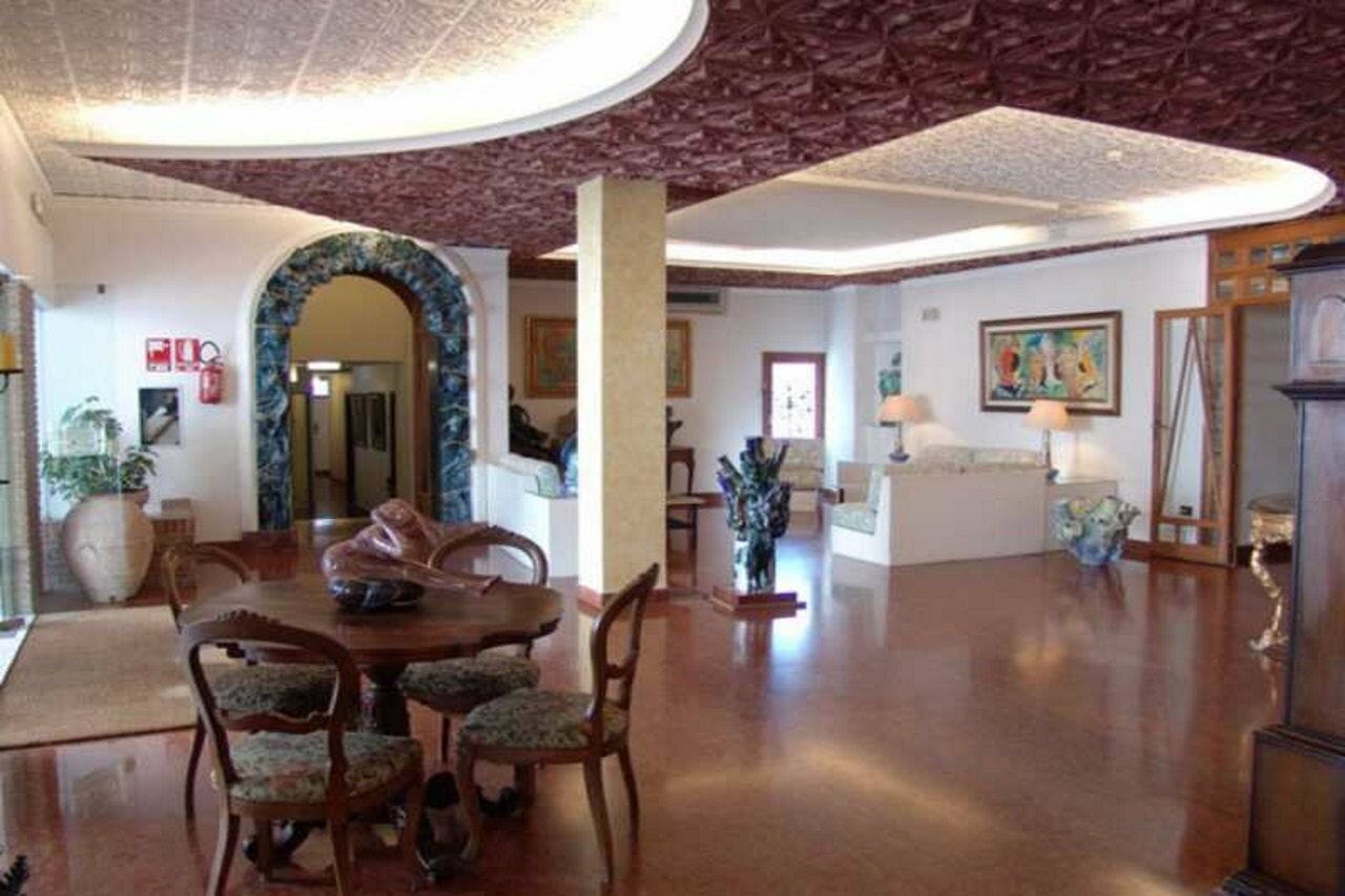 Фото Hotel Vello d'Oro