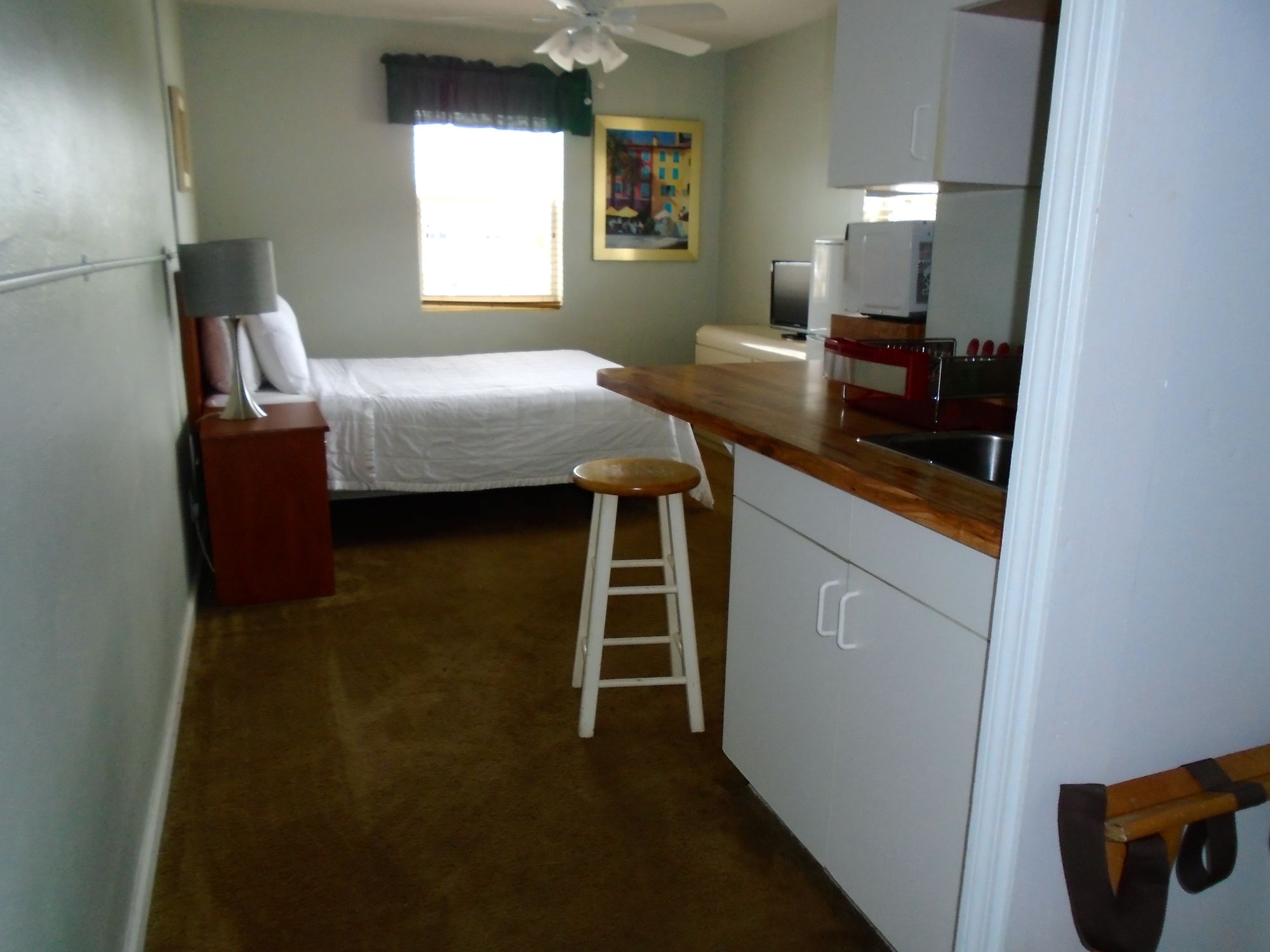 Фото Coral Key Inn