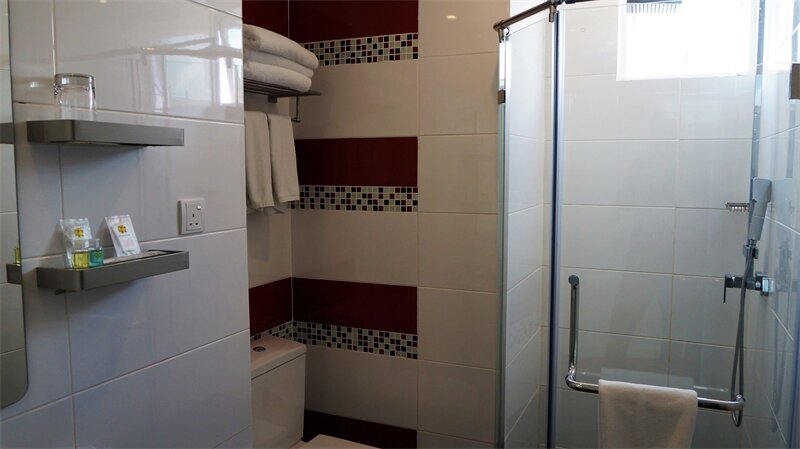Фото Pine Garden Hotel