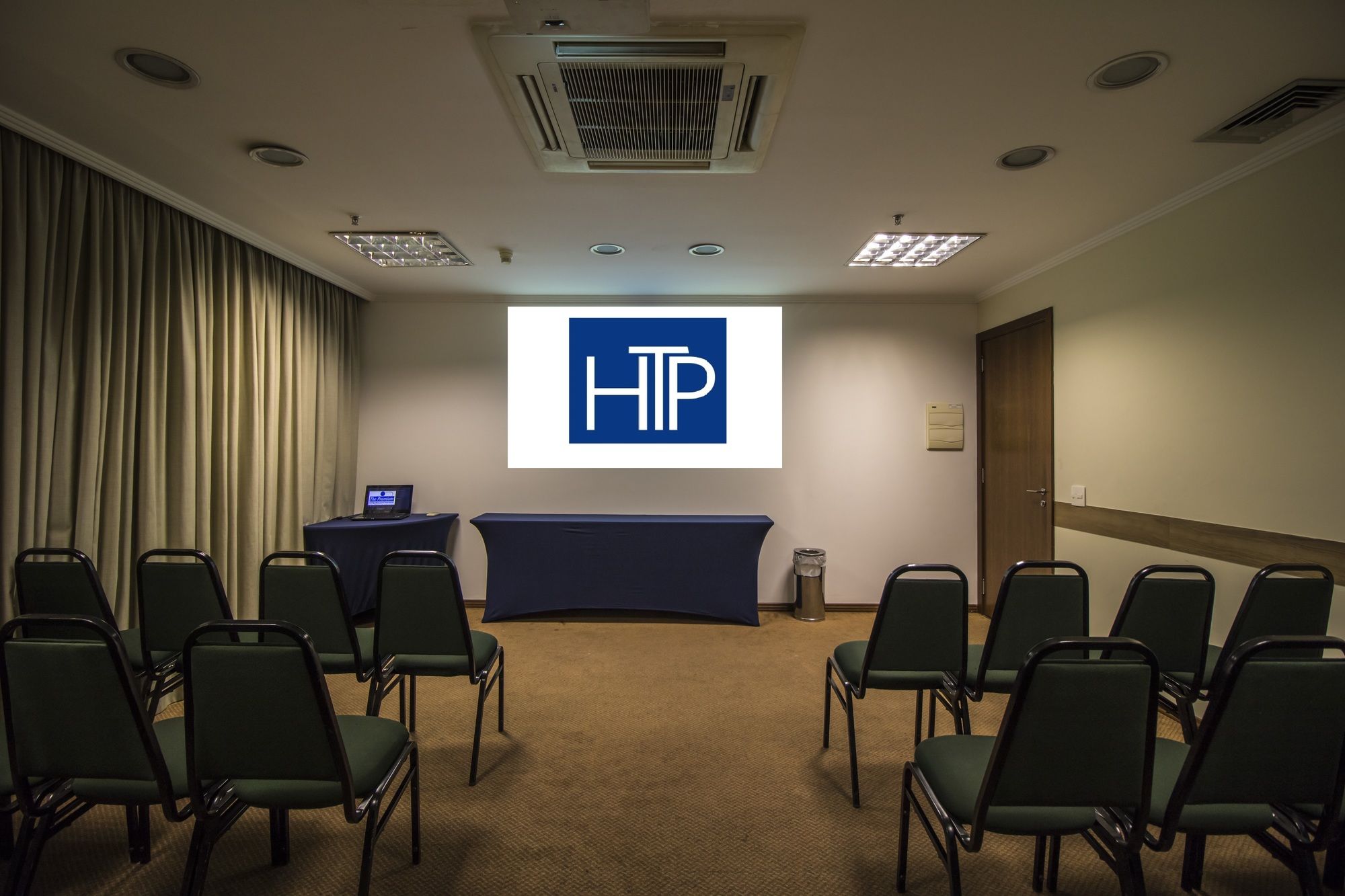 Фото Hotel The Premium