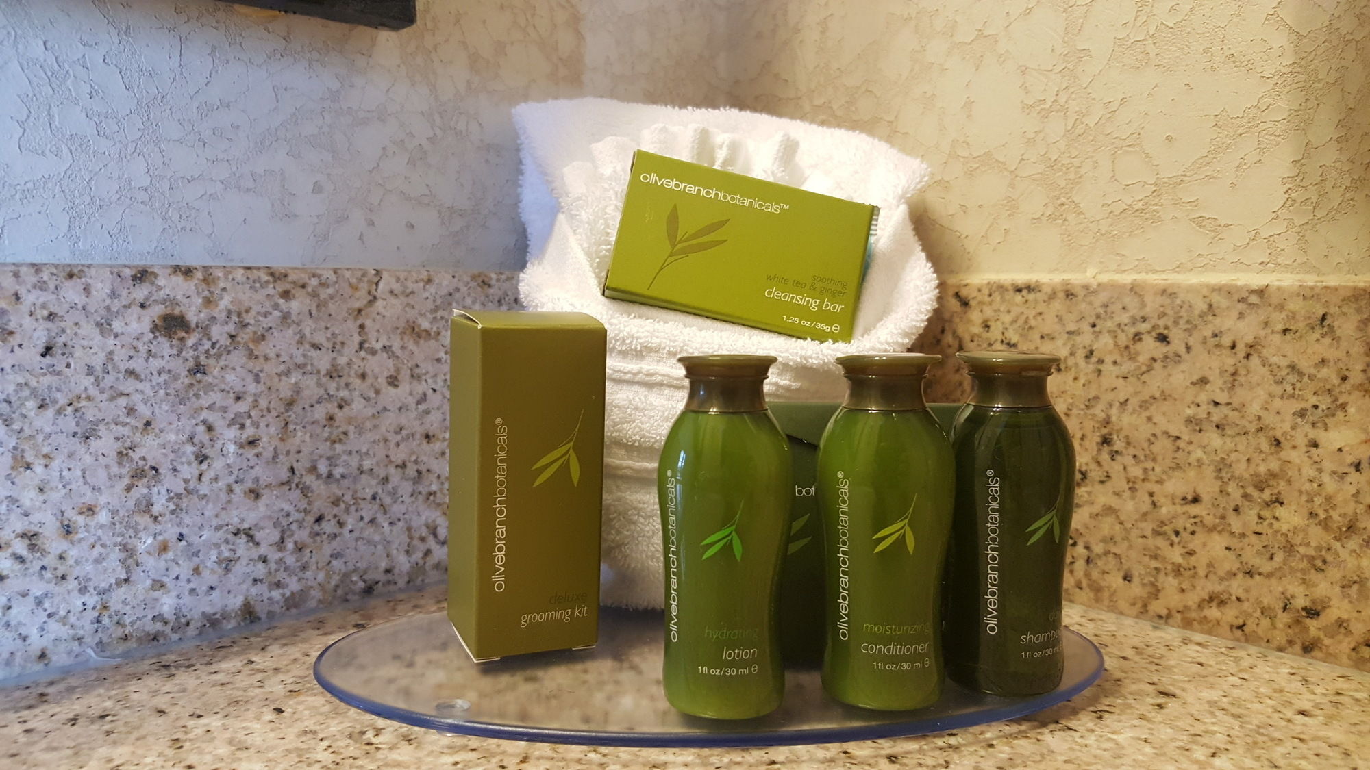 Фото Senate Luxury Suites