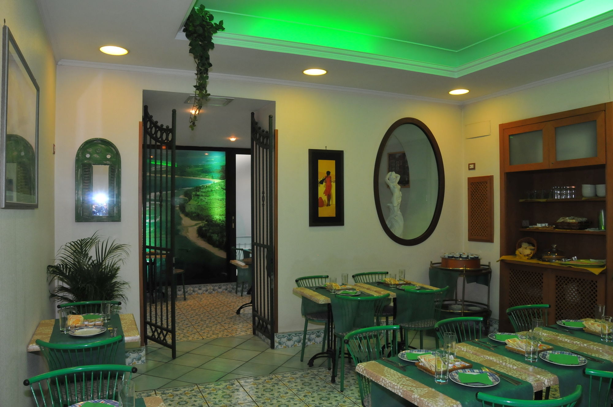 Фото Hotel Potenza