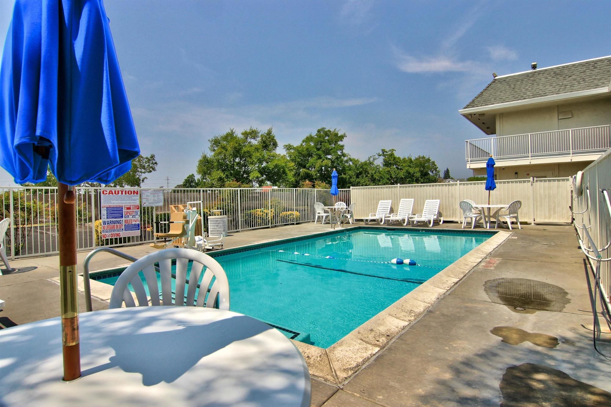 Фото Motel 6 Sacramento, Ca - South