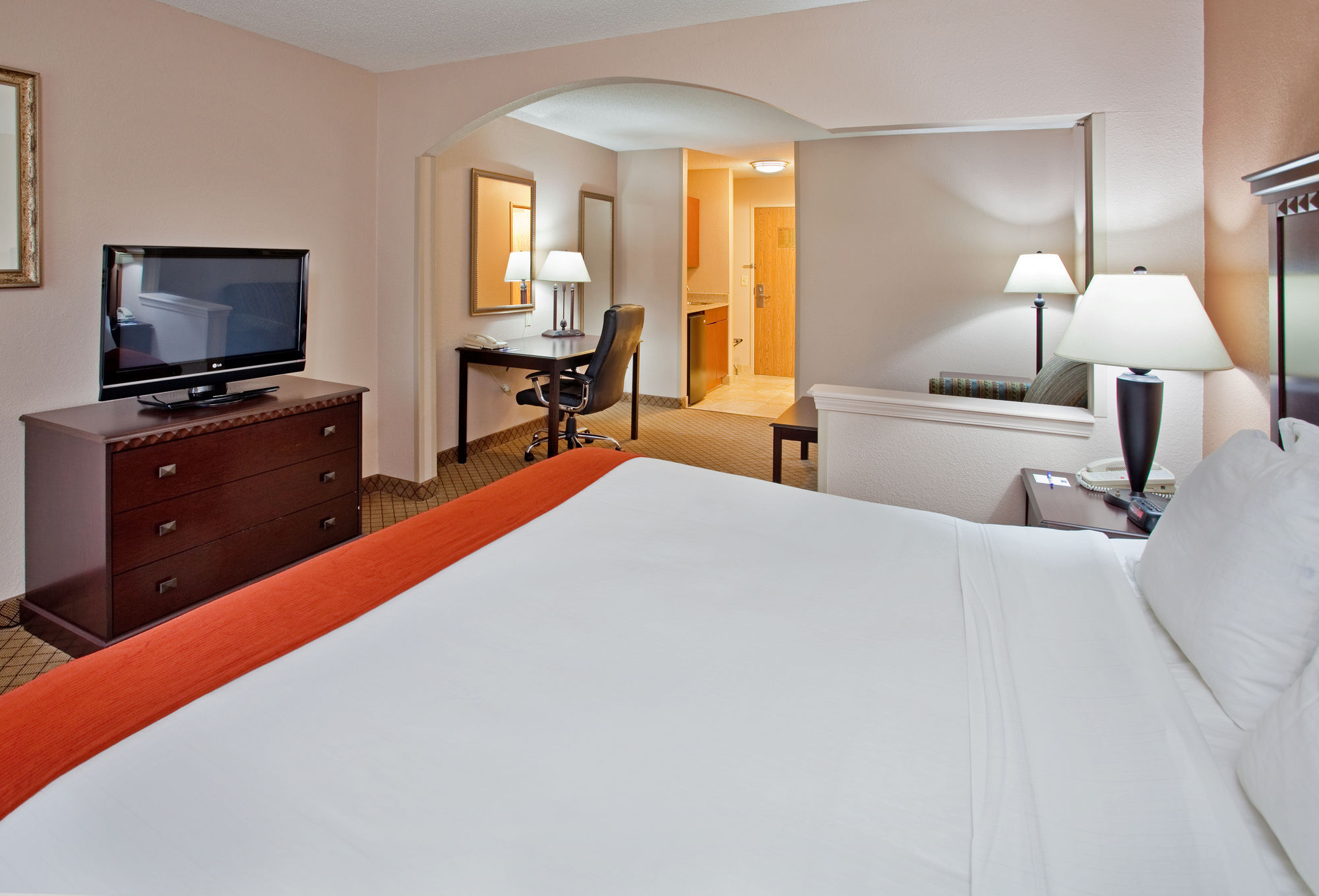 Фото Holiday Inn Express Kansas City-Liberty, an Ihg Hotel