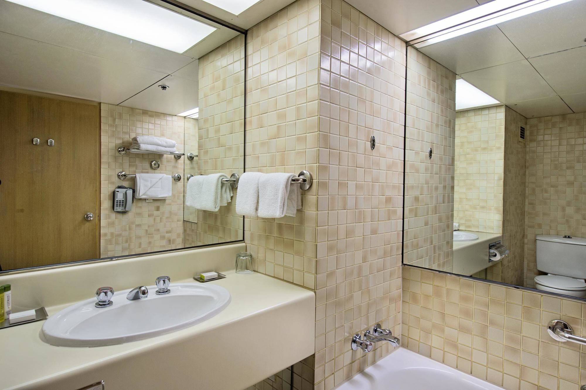 Фото DoubleTree by Hilton Hotel Esplanade Darwin