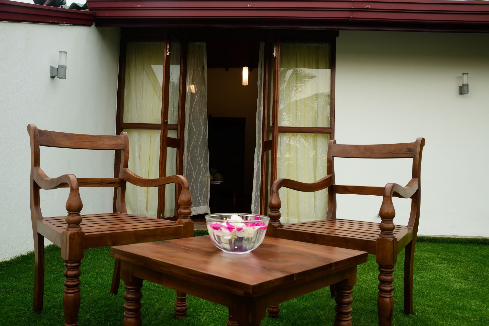 Фото Hikka FnR Villa