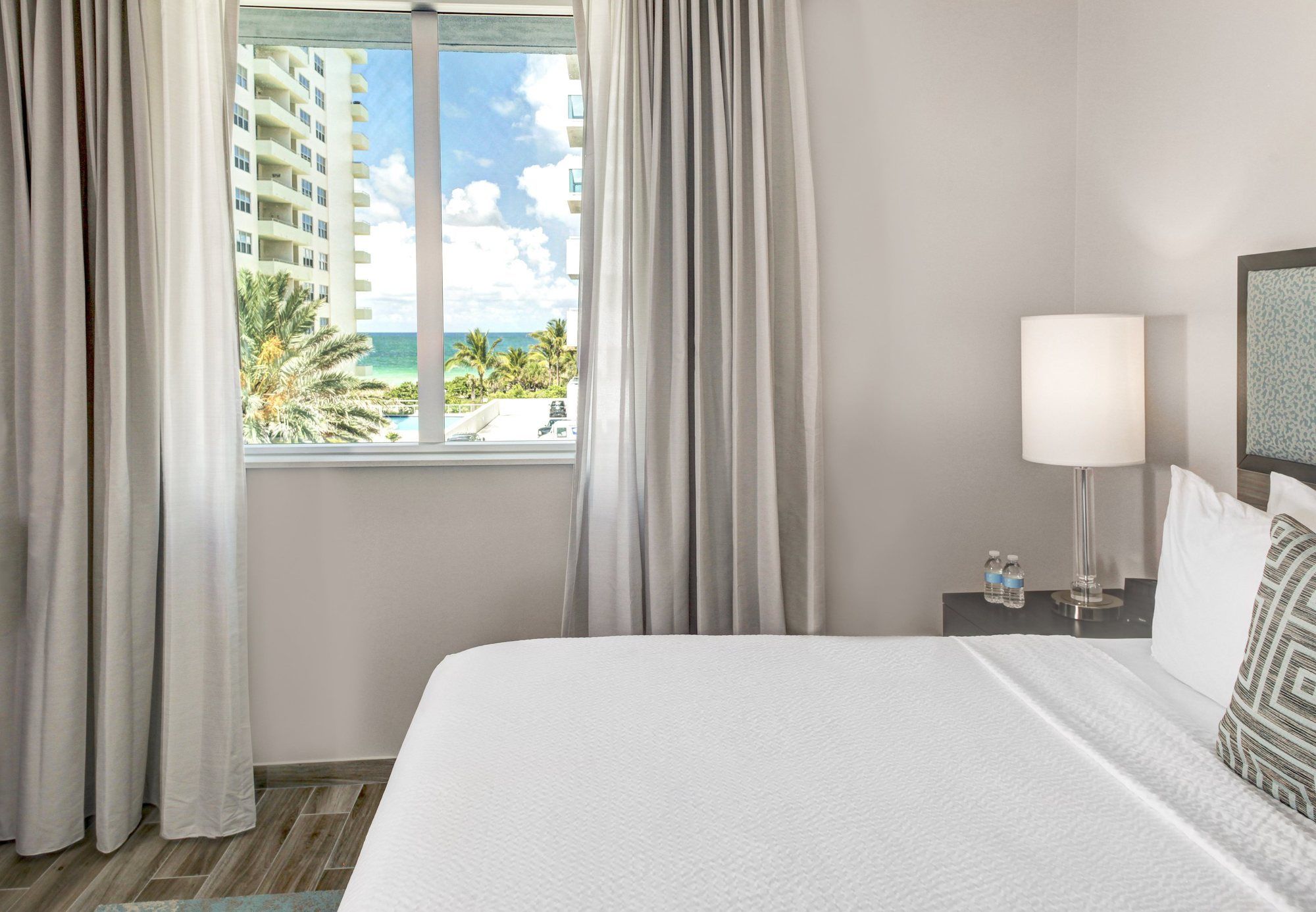 Фото Residence Inn by Marriott Miami Beach Surfside