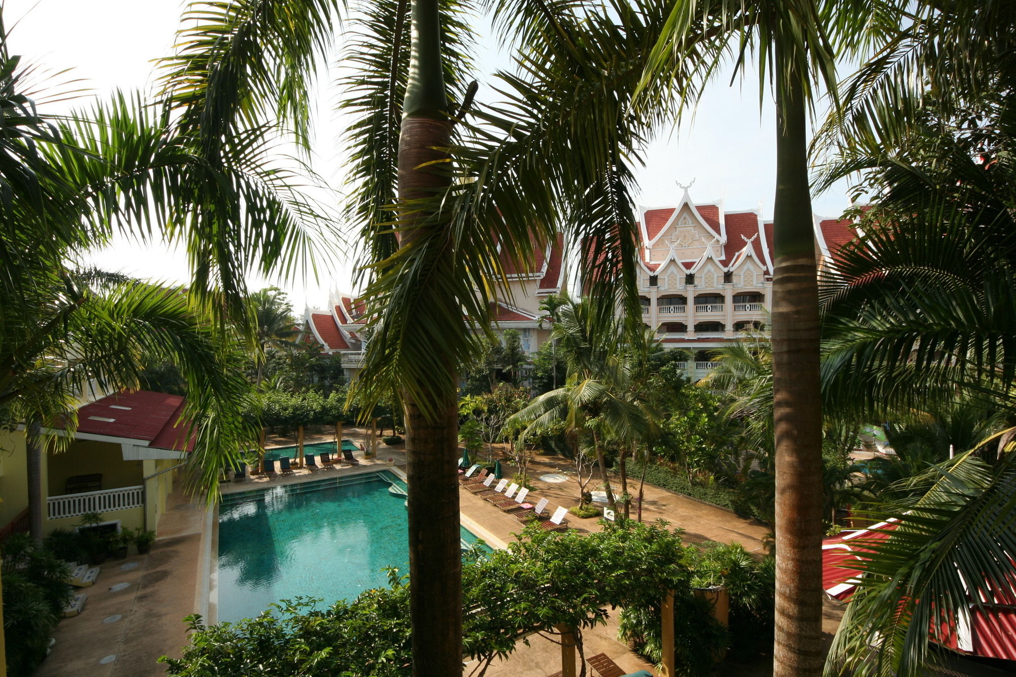 Фото Ayodhaya Palace Beach Resort Krabi