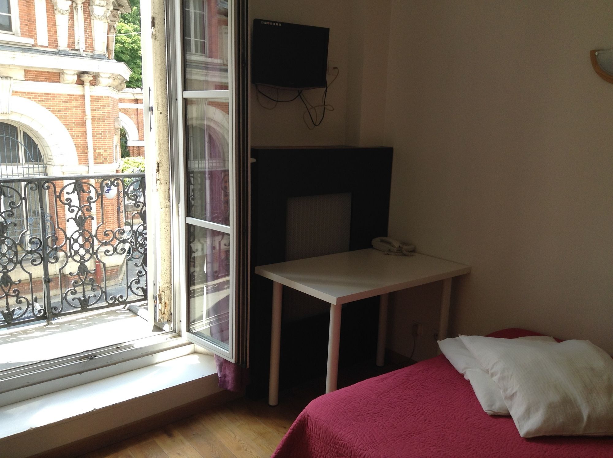 Фото Hotel Belle Fontainebleau